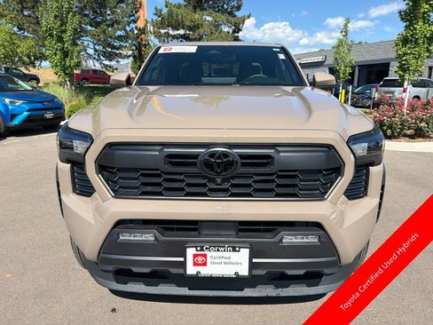 Used 2026 Toyota Tacoma TRD Off-Road w/ TRD Off Road Premium Package AWD/4WD image 2