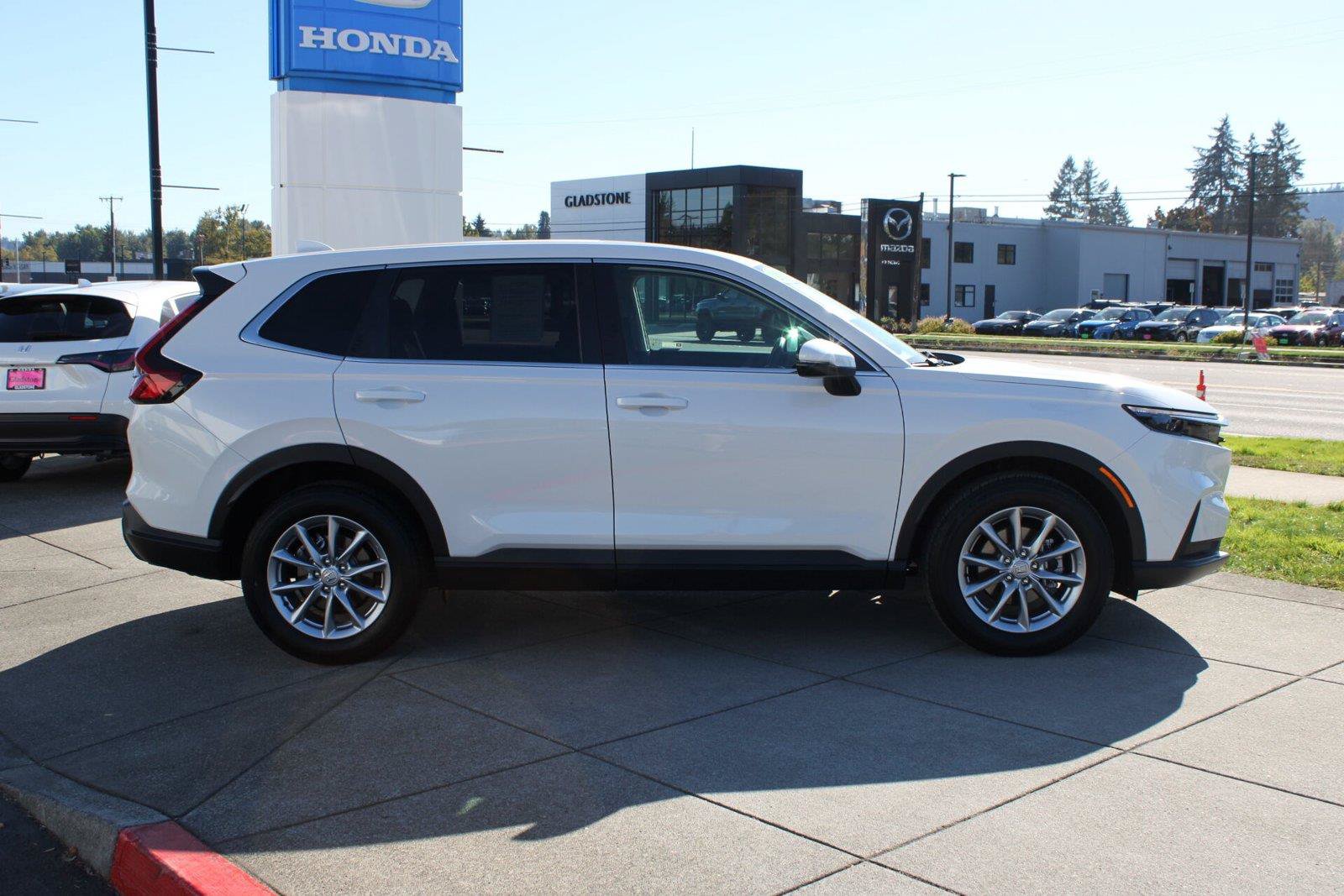 Used 2026 Honda CR-V EX image 6