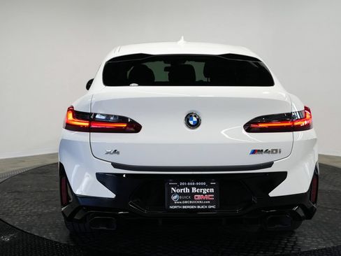 Used 2024 BMW X4 M40i AWD/4WD image 7