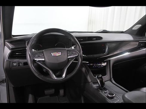 Used 2021 Cadillac XT6 Sport AWD/4WD image 6