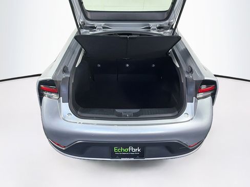 Used 2025 Toyota Prius FWD image 29