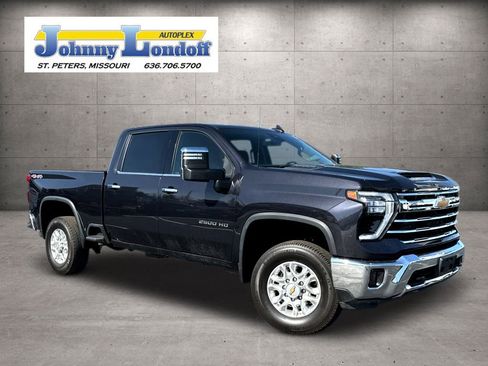 Used 2024 Chevrolet Silverado 2500 LTZ image 1
