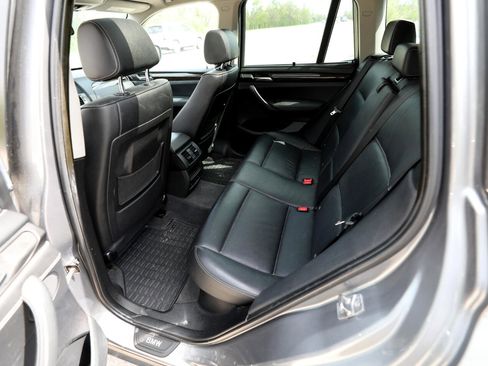 Used 2011 BMW X3 xDrive28i image 15