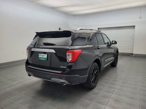 Used 2022 Ford Explorer Limited AWD/4WD image 9