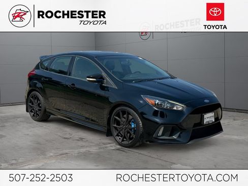 Used 2017 Ford Focus RS AWD/4WD image 1