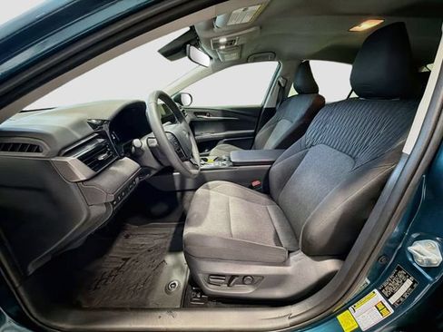 Used 2026 Toyota Camry LE w/ Convenience Package FWD image 17