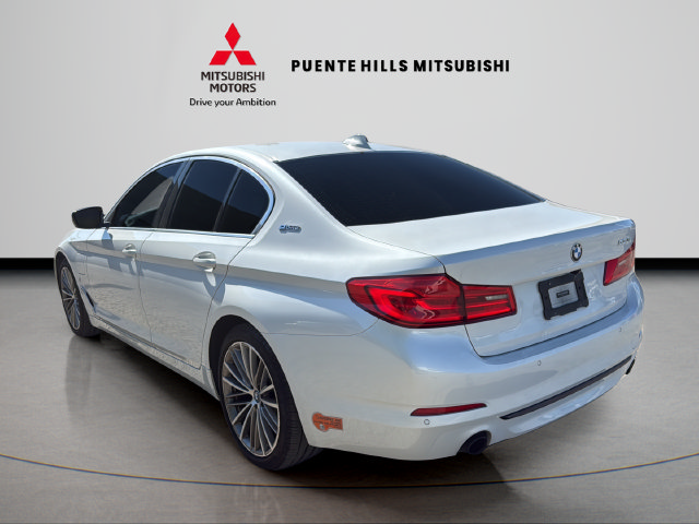 Used 2019 BMW 530e w/ Convenience Package RWD image 7