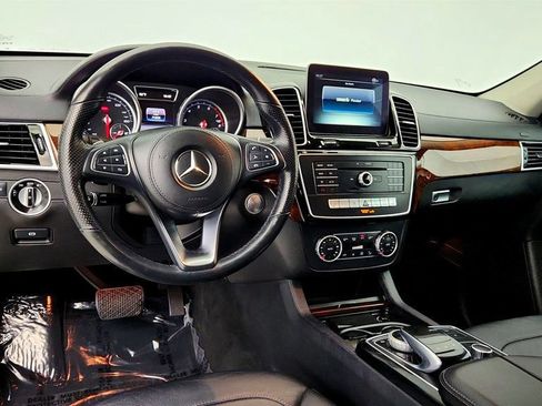Used 2017 Mercedes-Benz GLS 450 4MATIC image 12