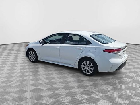 Used 2023 Toyota Corolla LE FWD image 6