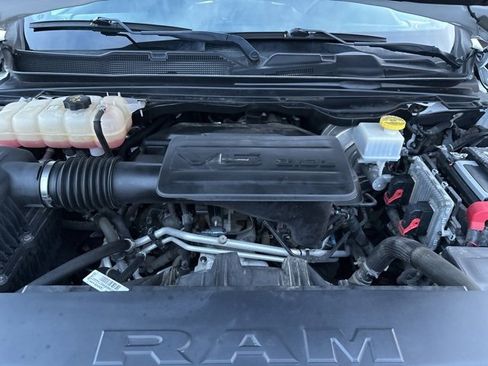 Used 2019 RAM 1500 Big Horn image 32