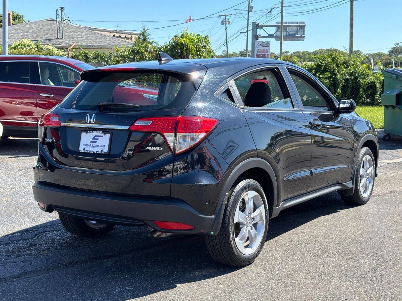 Used 2021 Honda HR-V LX image 8