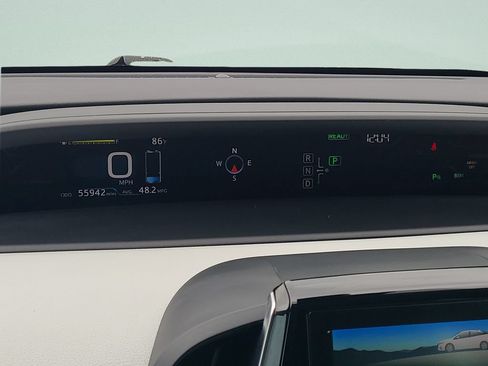 Used 2018 Toyota Prius Prime Advanced FWD image 20