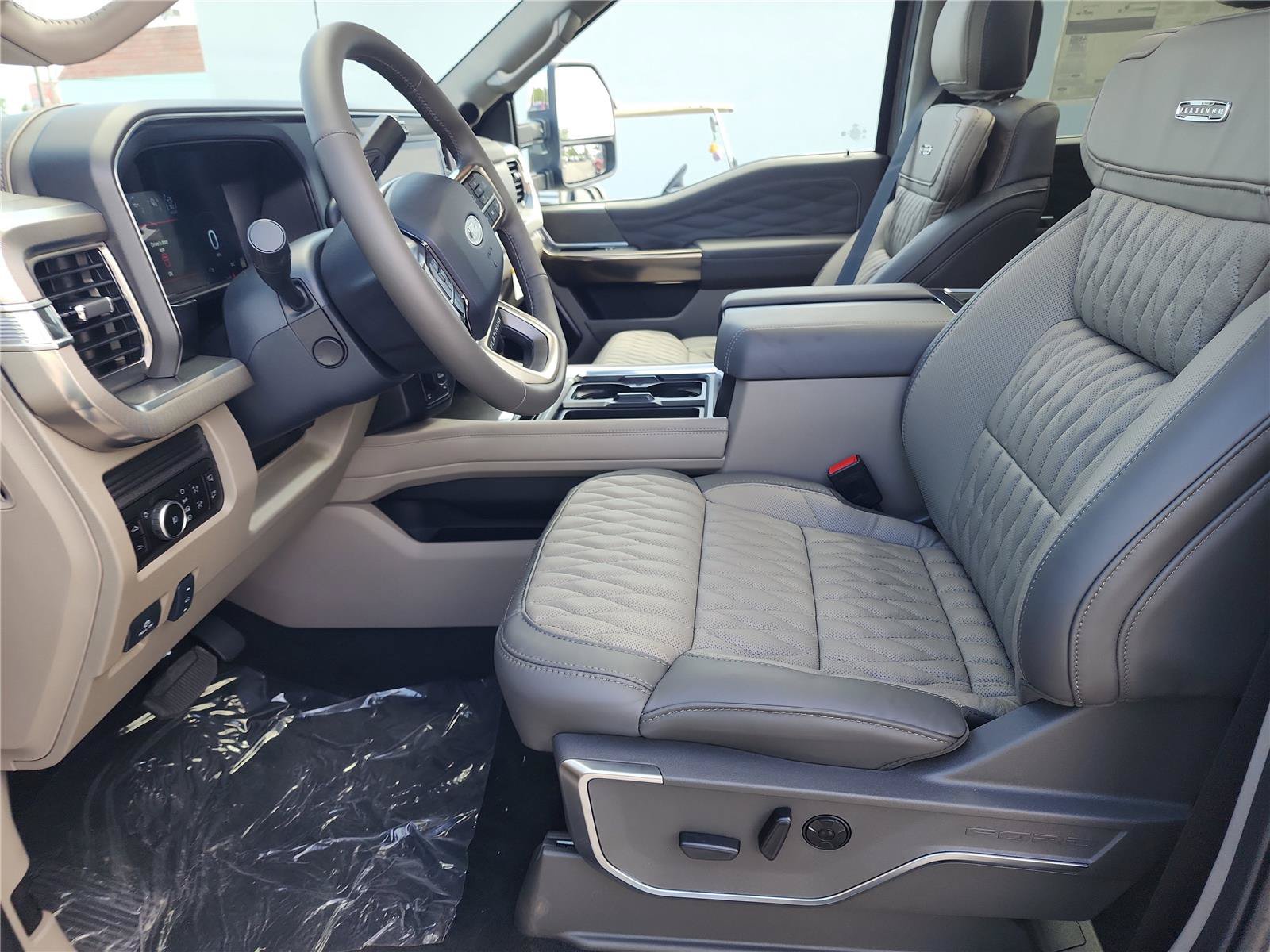 New 2026 Ford F250 Platinum w/ Platinum Plus Package AWD/4WD image 14