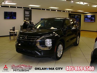 New 2026 Mitsubishi Outlander ES