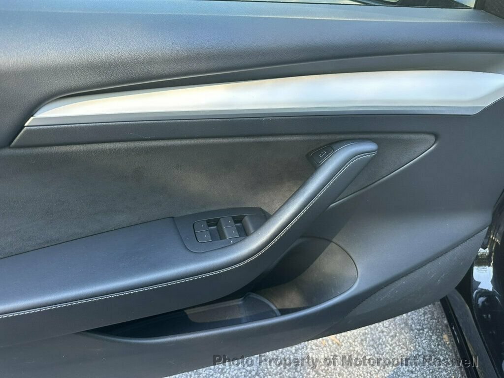 Used 2023 Tesla Model 3 Standard Range RWD image 10