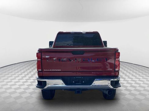 Used 2025 Chevrolet Silverado 2500 LTZ w/ LTZ Premium Package AWD/4WD image 7