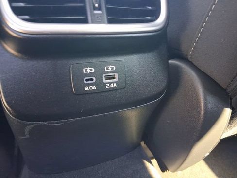 Used 2024 Subaru Outback Premium AWD/4WD image 27