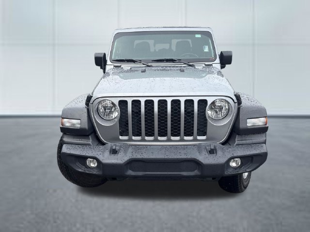 Used 2021 Jeep Gladiator Sport w/ Trailer Tow Package AWD/4WD image 6
