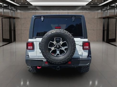 Used 2018 Jeep Wrangler Unlimited Rubicon AWD/4WD image 8