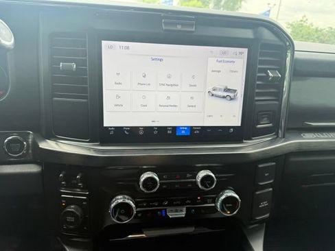 Used 2025 Ford F250 Lariat w/ Black Appearance Package AWD/4WD image 17