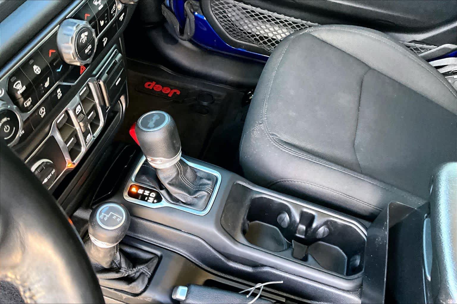 Used 2020 Jeep Wrangler Unlimited Sport S AWD/4WD image 15