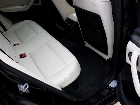 Used 2017 BMW X3 sDrive28i image 14