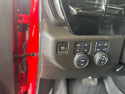 Used 2024 Chevrolet Silverado 2500 ZR2 AWD/4WD image 22