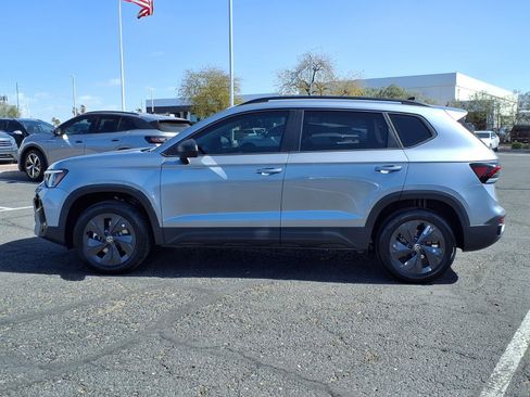 New 2026 Volkswagen Taos S image 2