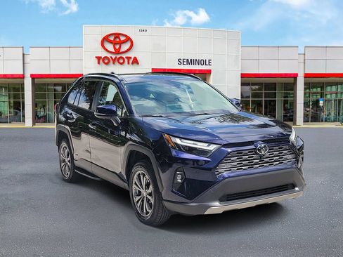 Used 2025 Toyota RAV4 Limited AWD/4WD image 2