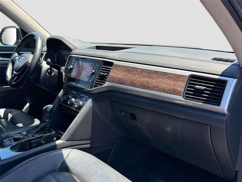 Used 2019 Volkswagen Atlas SEL Premium AWD/4WD image 32