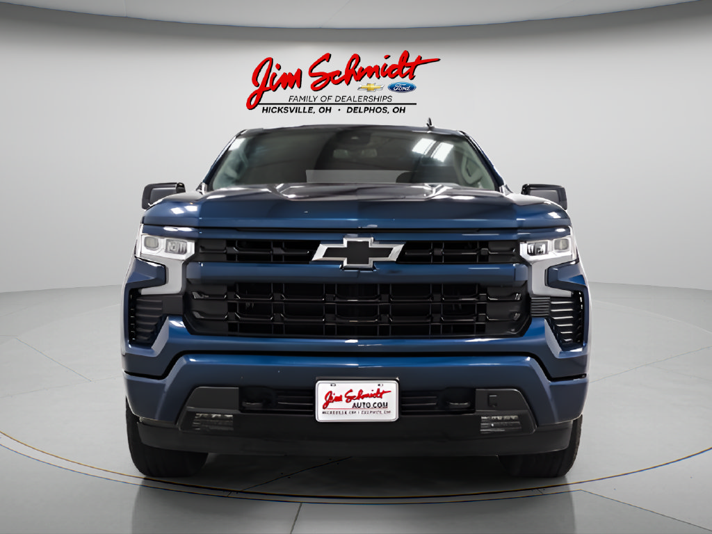 Used 2022 Chevrolet Silverado 1500 RST w/ Z71 Off-Road Package AWD/4WD image 2