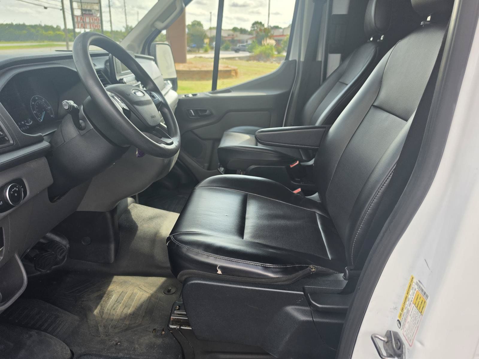 Used 2023 Ford Transit 250 Medium Roof w/ Load Area Protection Package RWD image 15