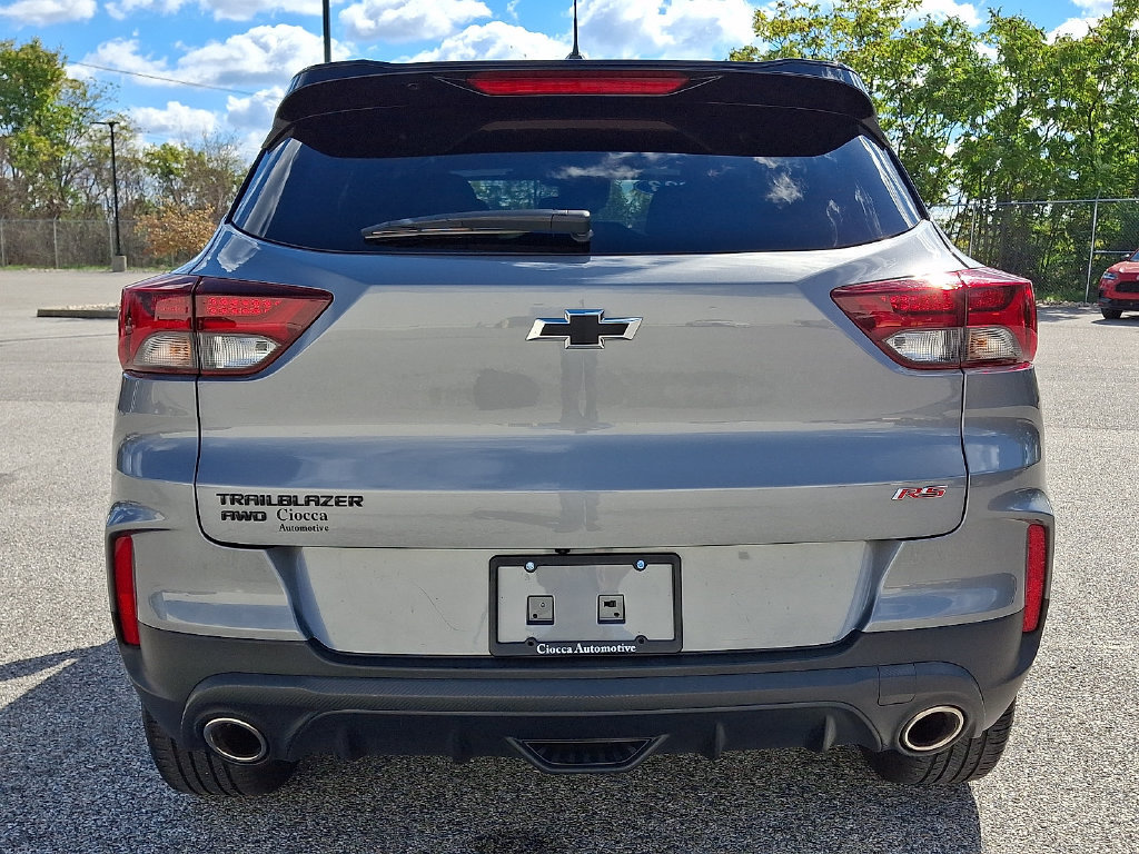 Used 2023 Chevrolet TrailBlazer RS w/ Convenience Package AWD/4WD image 8