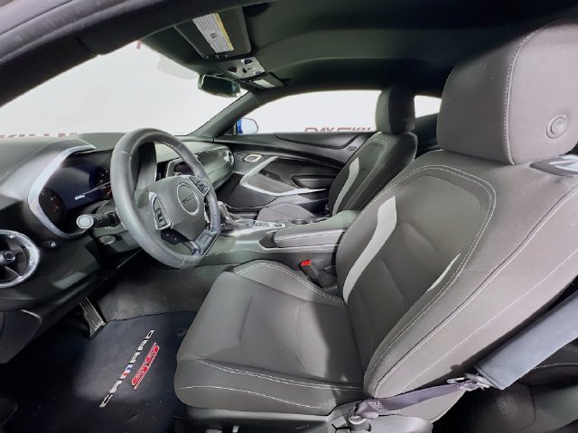 Used 2017 Chevrolet Camaro SS RWD image 10