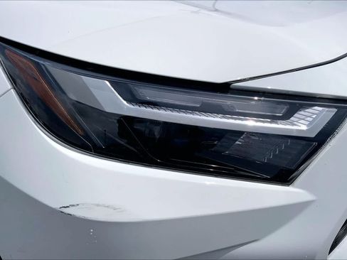 Used 2025 Toyota RAV4 XLE FWD image 27