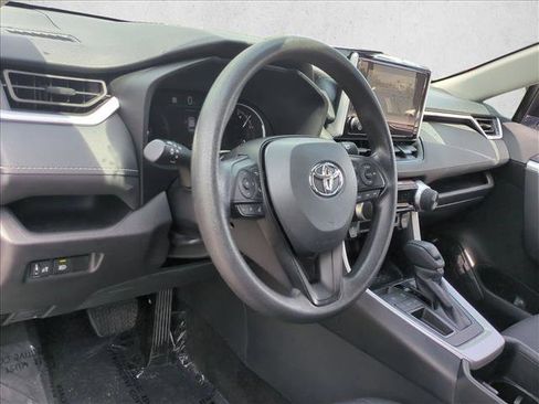 Certified 2025 Toyota RAV4 LE FWD image 10