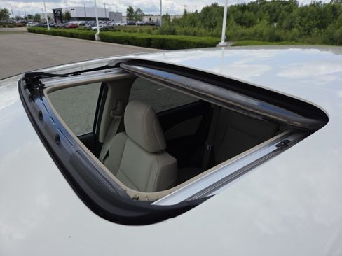 Used 2016 Honda CR-V EX image 4