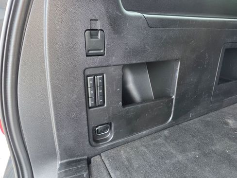 Used 2018 Ford Expedition Max XLT image 25