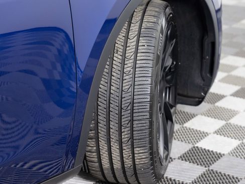 Used 2024 Tesla Model Y Long Range image 41