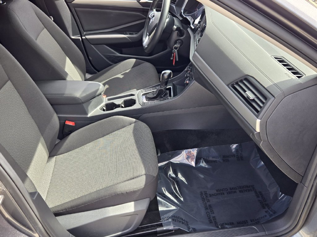 Used 2019 Volkswagen Jetta S w/ Driver Assistance Package FWD image 18
