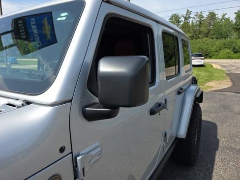 Used 2024 Jeep Wrangler Unlimited Rubicon 392 AWD/4WD image 44