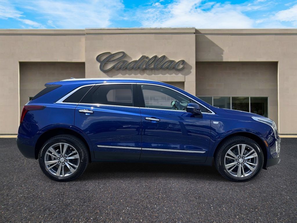 New 2026 Cadillac XT5 Premium Luxury w/ Driver Assist Package AWD/4WD image 2