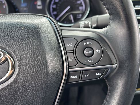 Used 2018 Toyota Camry XLE w/ Audio Package FWD image 30