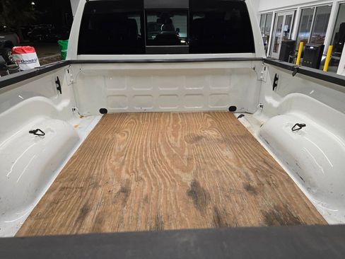 Used 2024 RAM 2500 Laramie AWD/4WD image 6