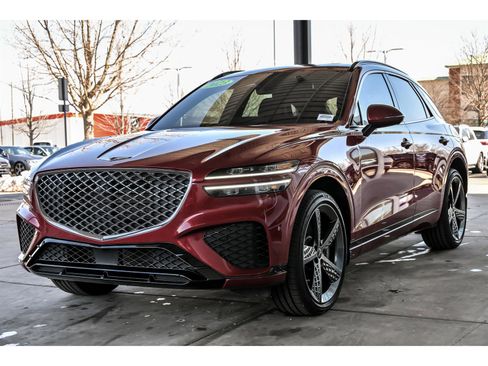 Used 2023 Genesis GV70 2.5T w/ Sport Prestige Package image 5