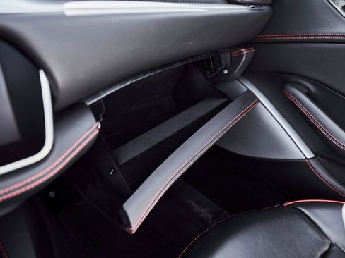 Used 2020 Ferrari Portofino RWD image 76