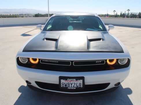 Used 2020 Dodge Challenger GT w/ Plus Package RWD image 7