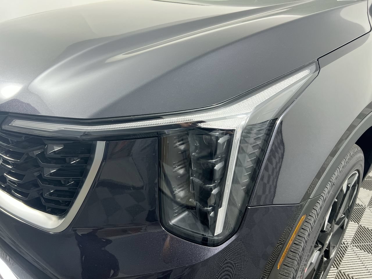 New 2026 Kia Sorento EX w/ EX Premium Package FWD image 10