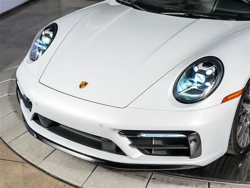 Certified 2024 Porsche 911 Carrera T RWD image 11