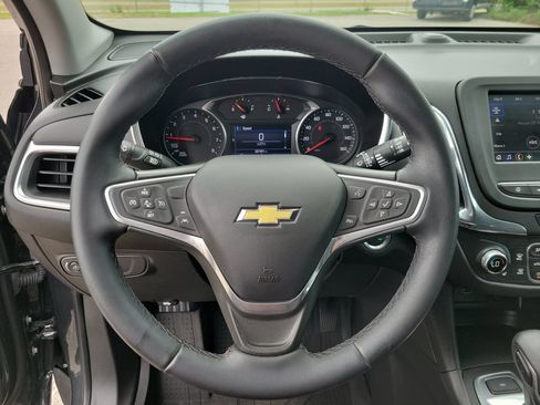 Used 2023 Chevrolet Equinox LT AWD/4WD image 22